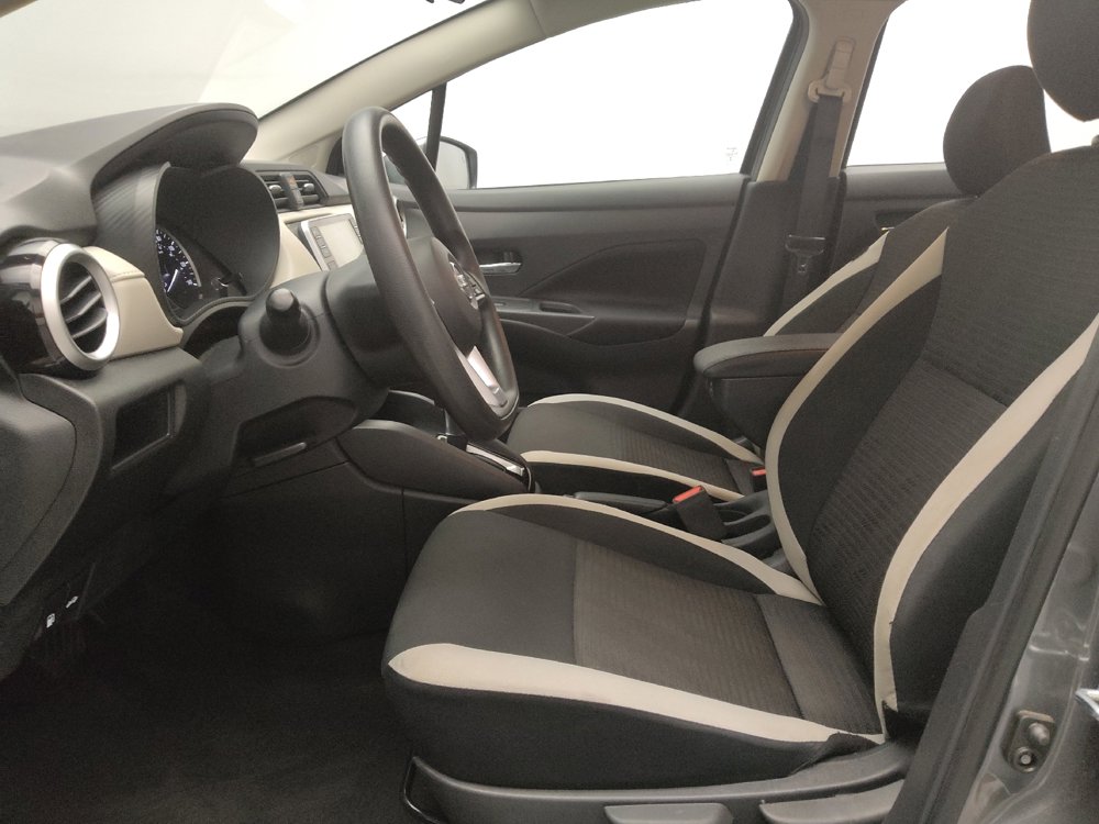 Used 2021 Nissan Versa SV image 17