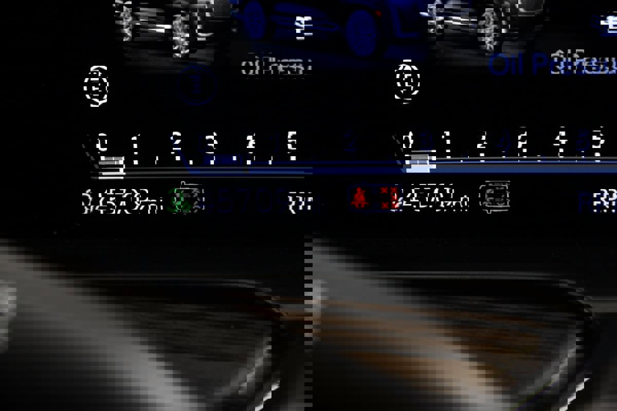 Used 2023 Cadillac Escalade Premium Luxury image 42