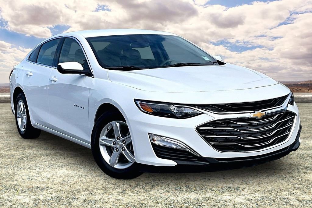 Used 2024 Chevrolet Malibu LS image 1