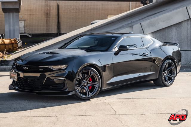 Used 2020 Chevrolet Camaro SS image 37