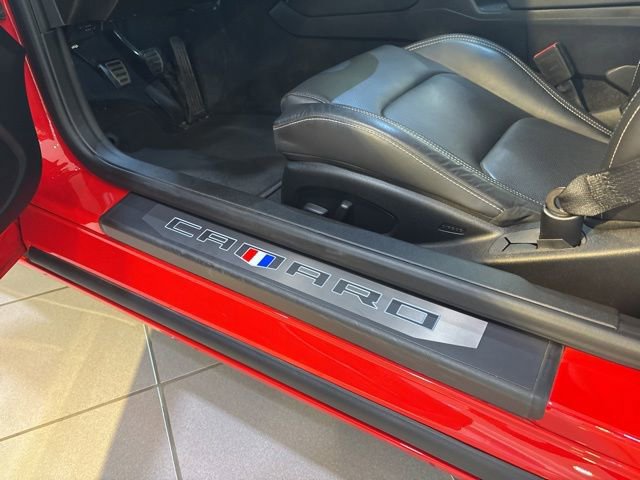 Used 2020 Chevrolet Camaro SS RWD image 12