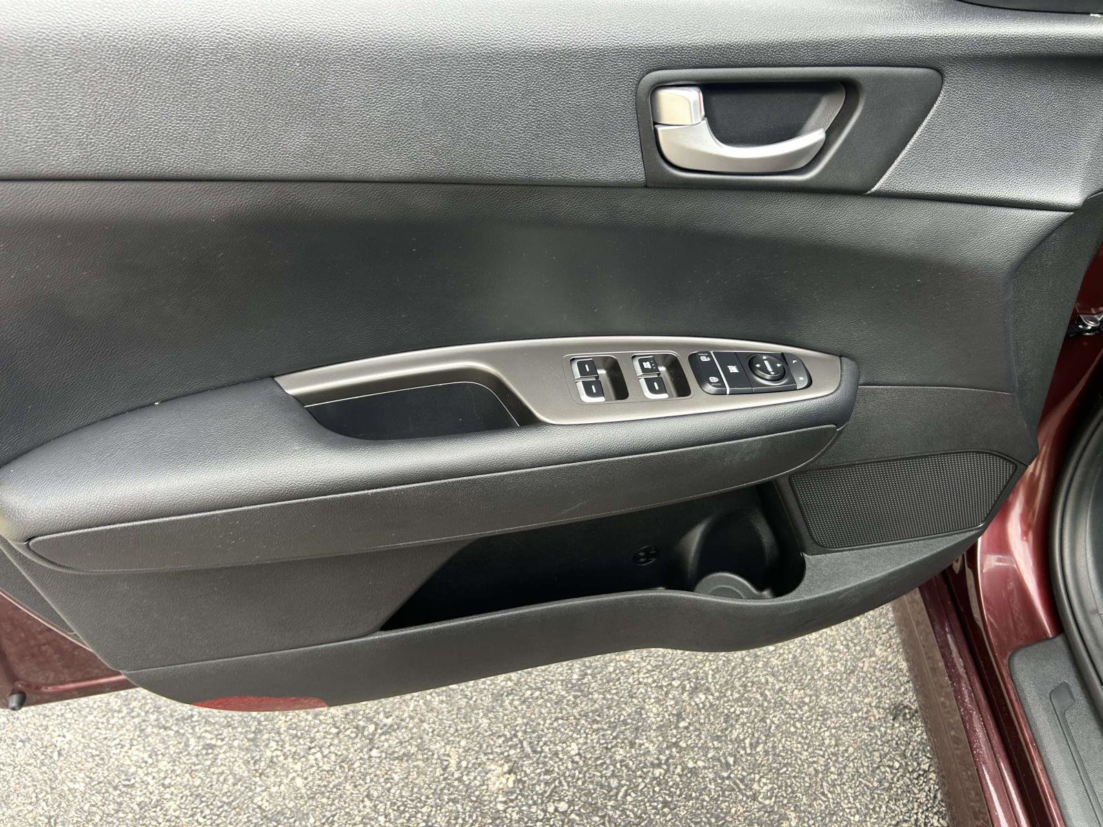 Used 2019 Kia Optima LX FWD image 11