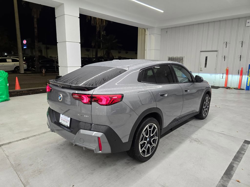 Used 2025 BMW X2 xDrive28i image 6