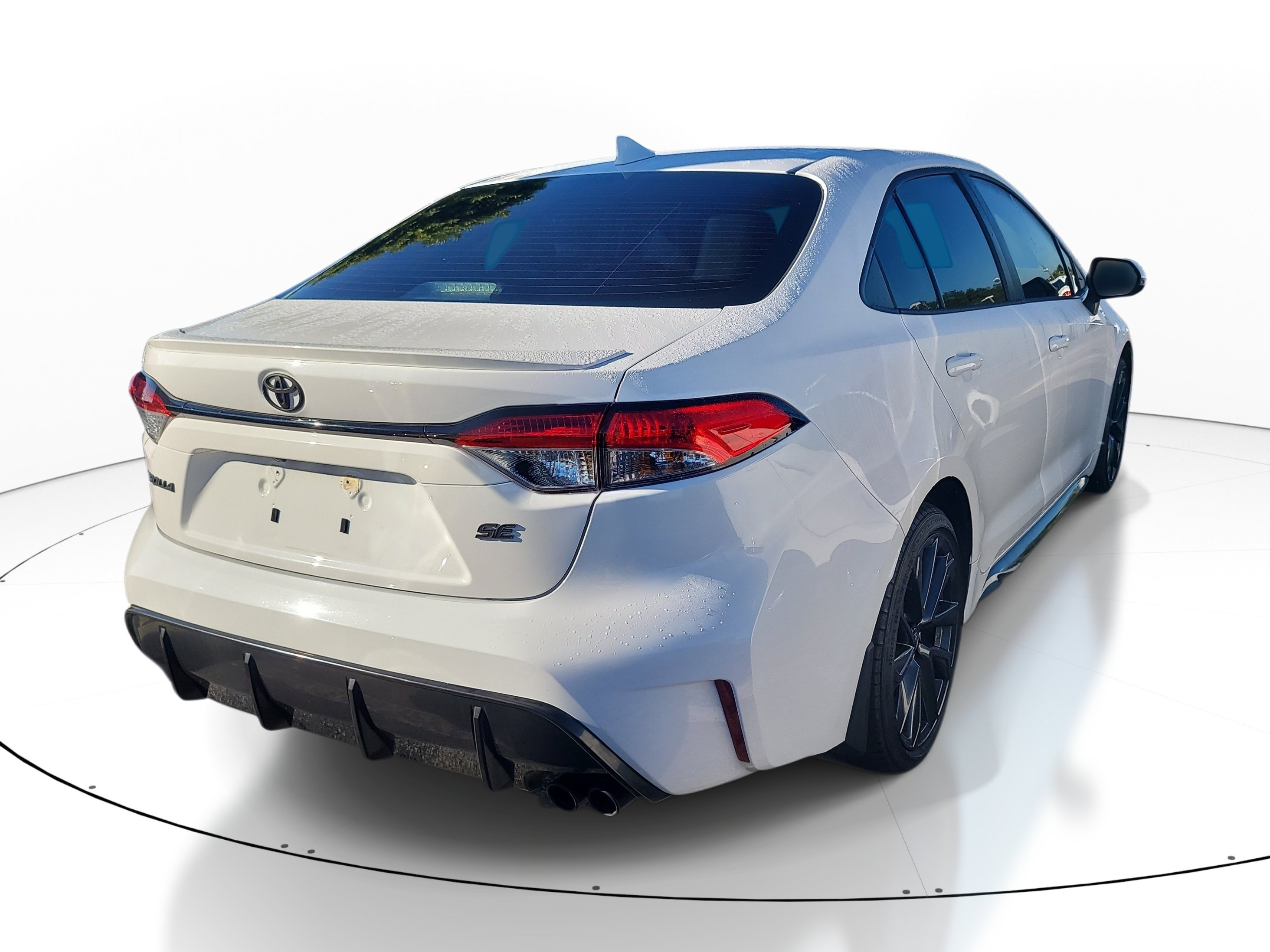 Used 2025 Toyota Corolla SE FWD image 7