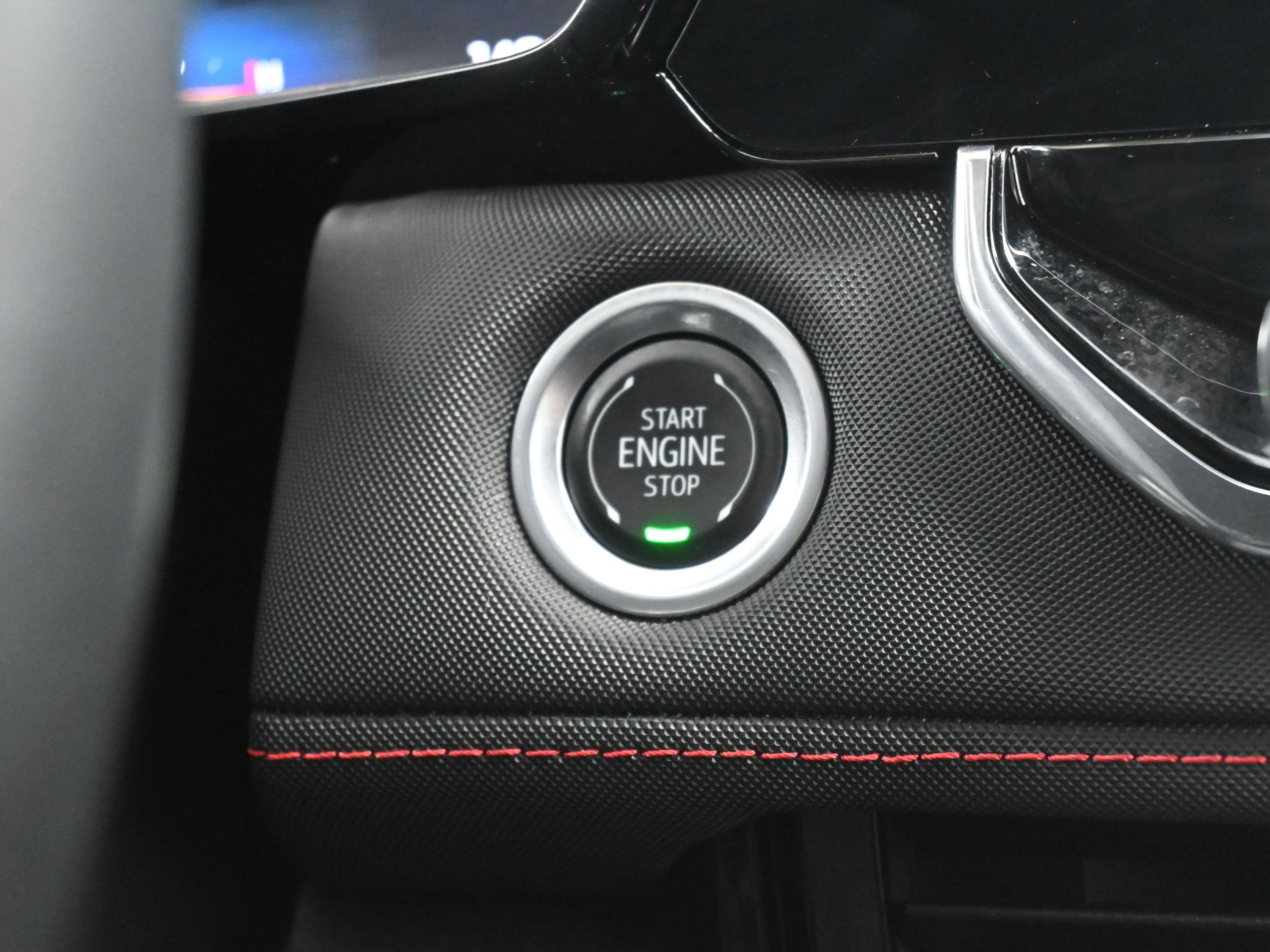 Used 2024 Chevrolet Colorado Z71 w/ Z71 Convenience Package 2 image 38