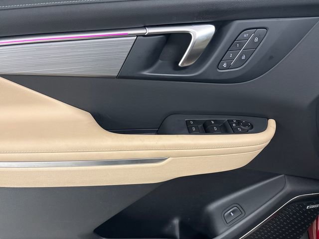 Used 2026 Buick Enclave Preferred w/ Power Package image 11