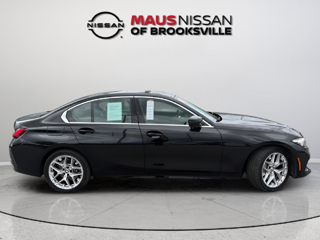 Used 2025 BMW 330i Sedan RWD image 9