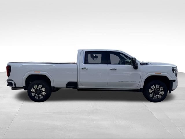 Used 2025 GMC Sierra 2500 Denali w/ Max Trailering Package AWD/4WD image 4