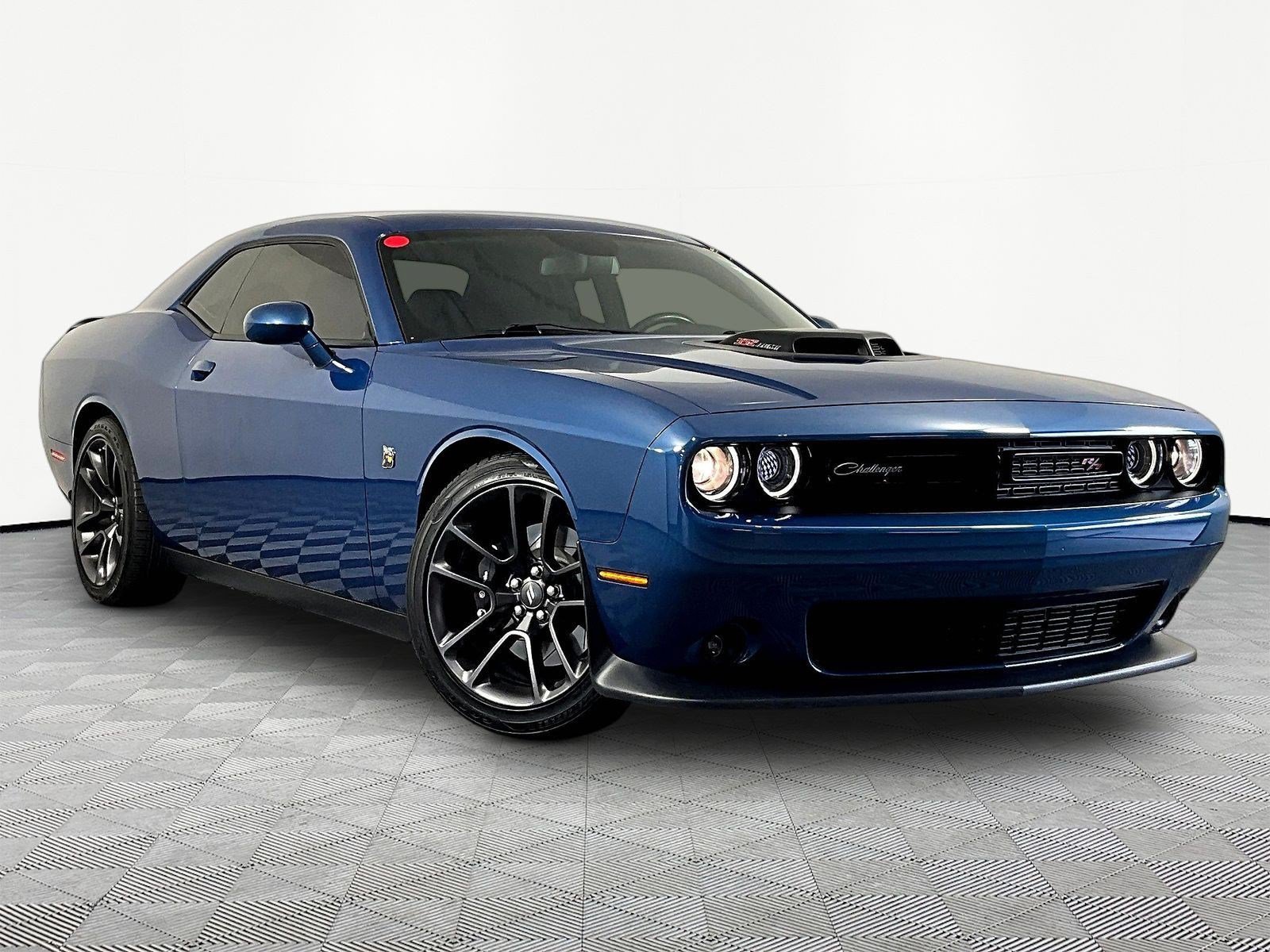 Used 2020 Dodge Challenger R/T Scat Pack w/ Shaker Package RWD image 3