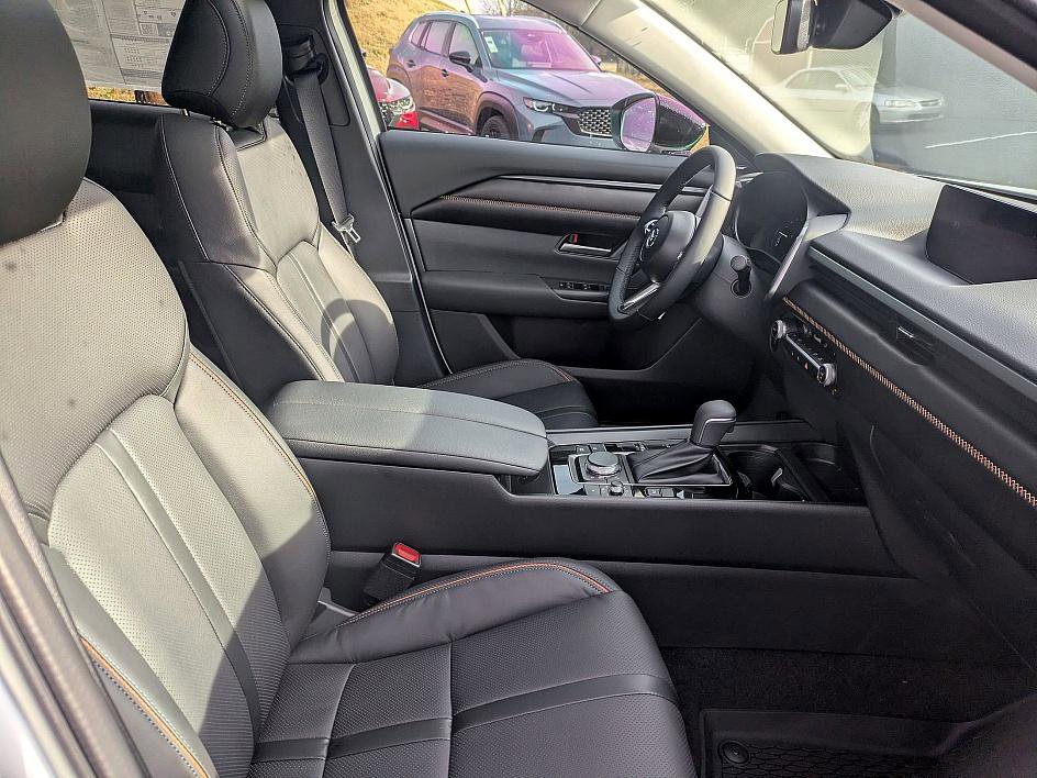 New 2026 MAZDA CX-50 AWD 2.5 Hybrid w/ Weather Package image 32
