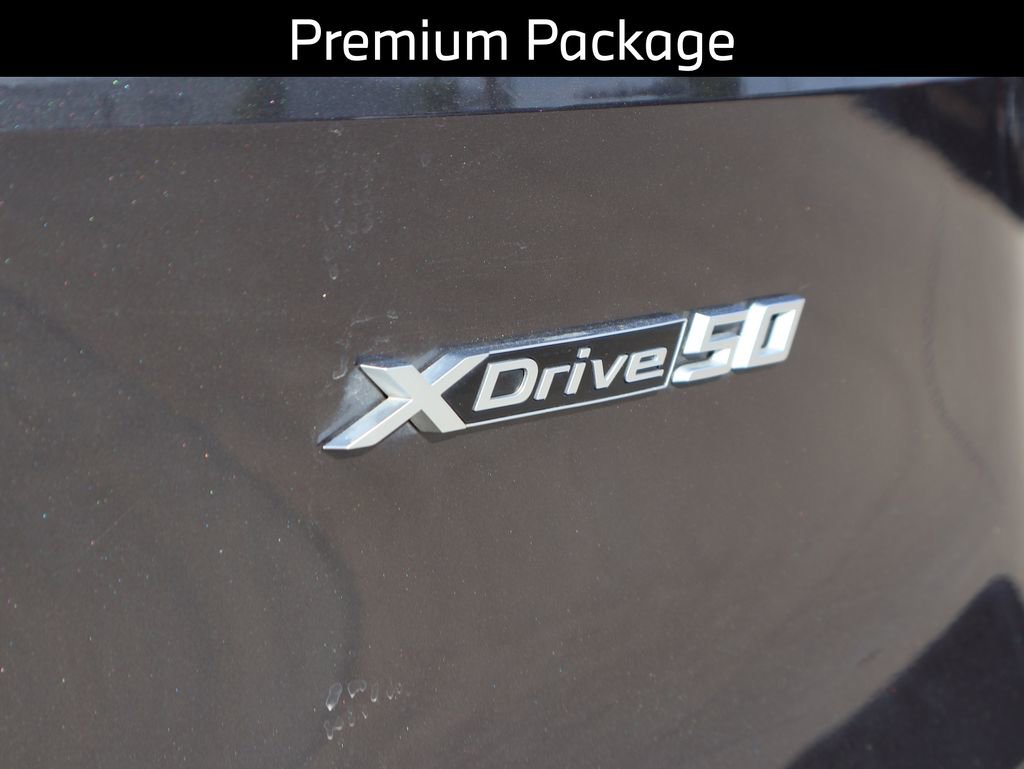 Certified 2023 BMW iX xDrive50 w/ Premium Package AWD/4WD image 11