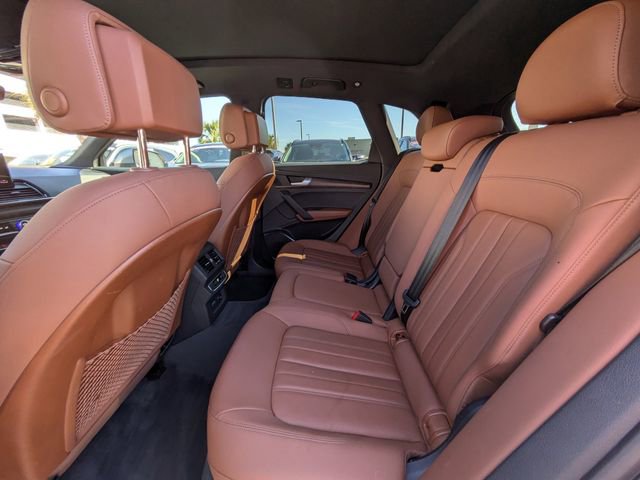 Used 2022 Audi Q5 2.0T Premium image 11