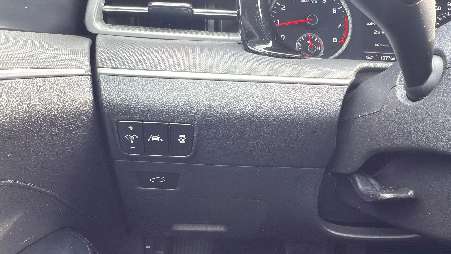Used 2022 Kia K5 LXS FWD image 15