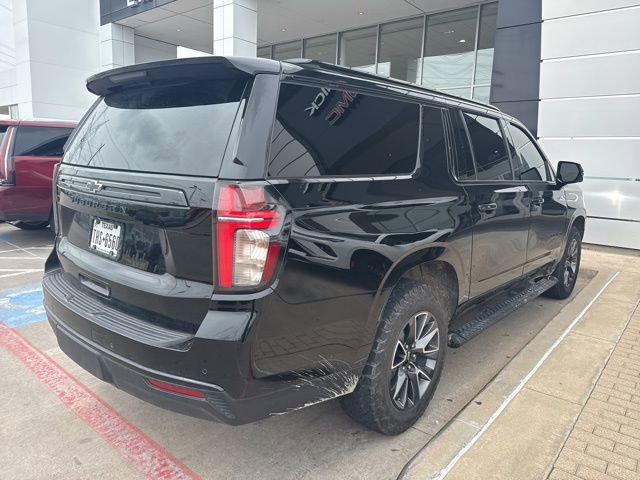 Used 2023 Chevrolet Suburban Z71 w/ Luxury Package AWD/4WD image 3