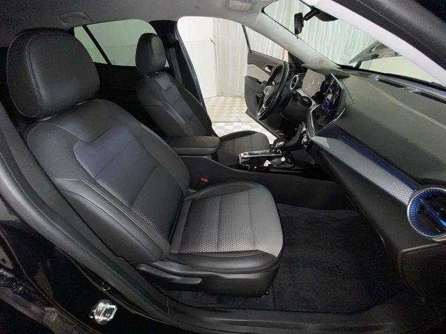 Used 2024 Chevrolet Trax LT w/ Driver Confidence Package FWD image 41