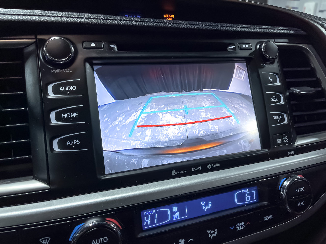 Used 2018 Toyota Highlander XLE image 39