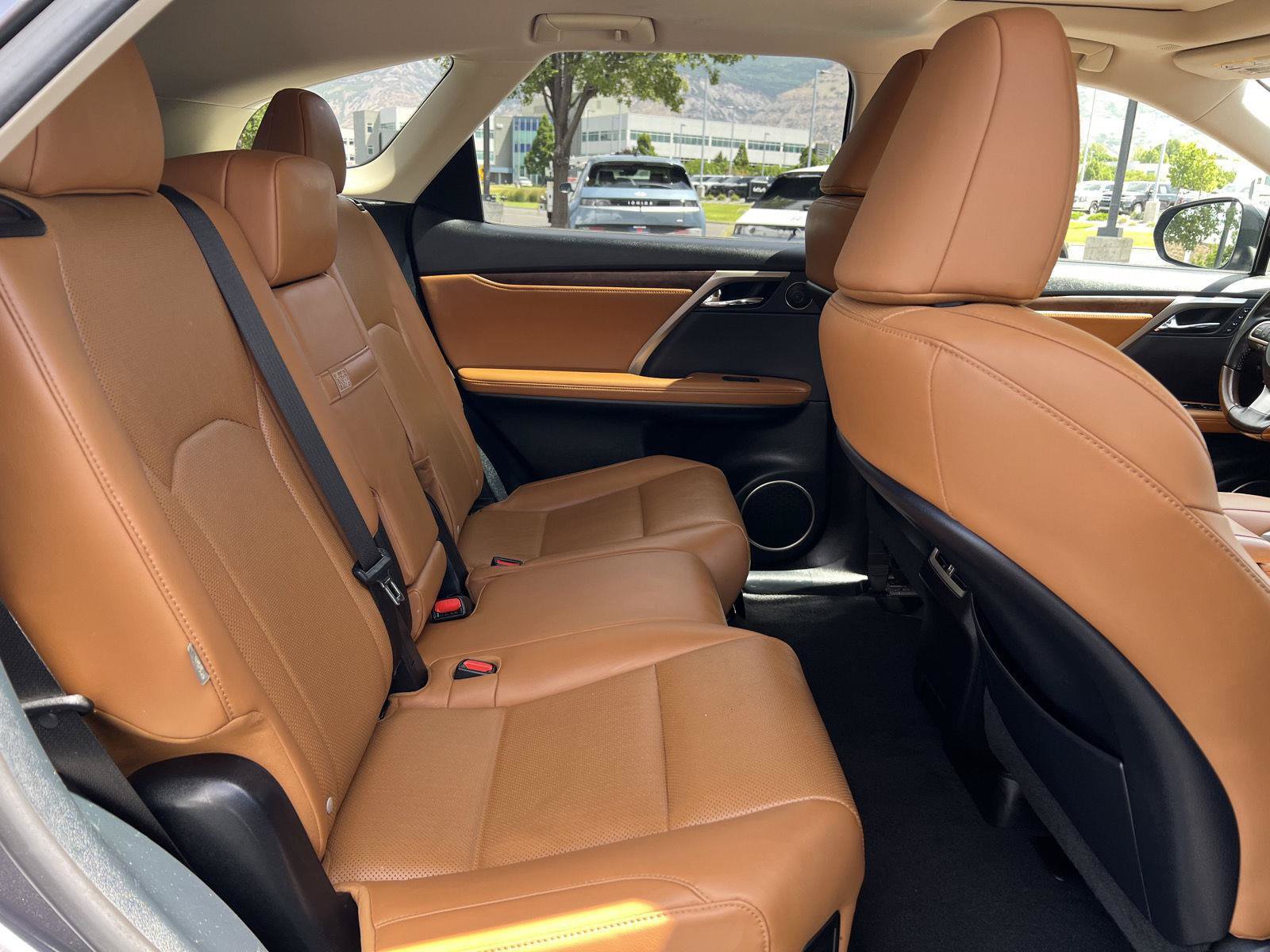 Used 2022 Lexus RX 350L Premium w/ Premium Package AWD/4WD image 26