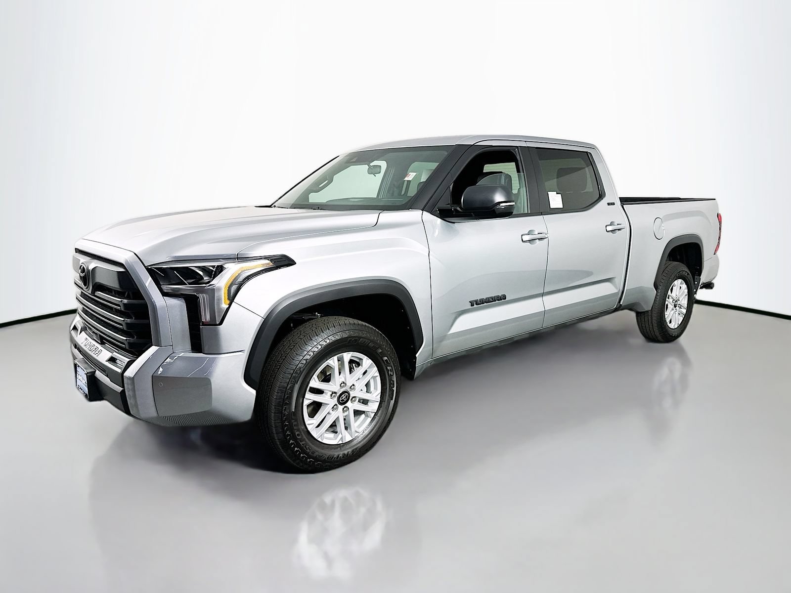 New 2026 Toyota Tundra SR5 w/ SR5 Premium Package AWD/4WD image 3