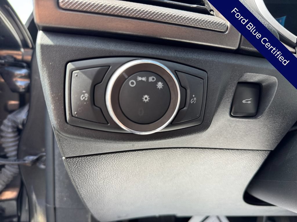 Certified 2020 Ford Fusion SE FWD image 37
