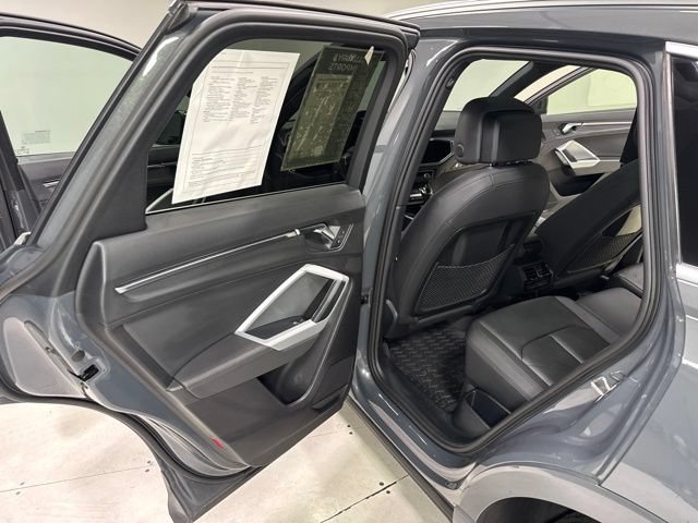Used 2020 Audi Q3 2.0T Premium Plus AWD/4WD image 25