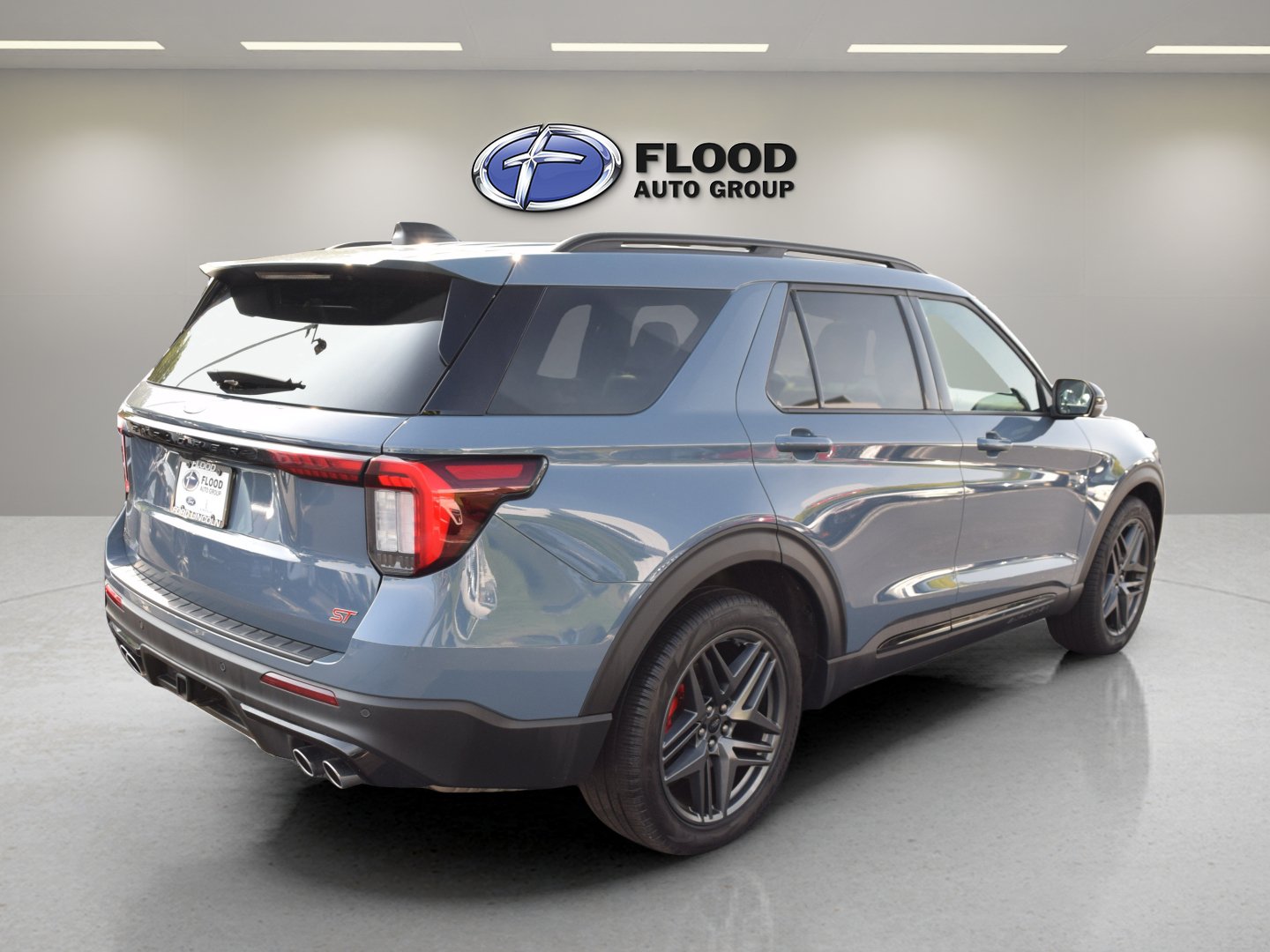 Used 2025 Ford Explorer ST w/ Sun And Sound Package AWD/4WD image 4
