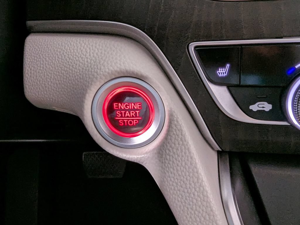Used 2018 Honda Accord EX-L image 32