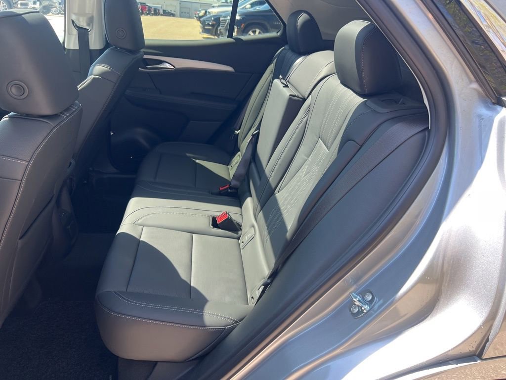 Certified 2025 Buick Envision Avenir AWD/4WD image 36