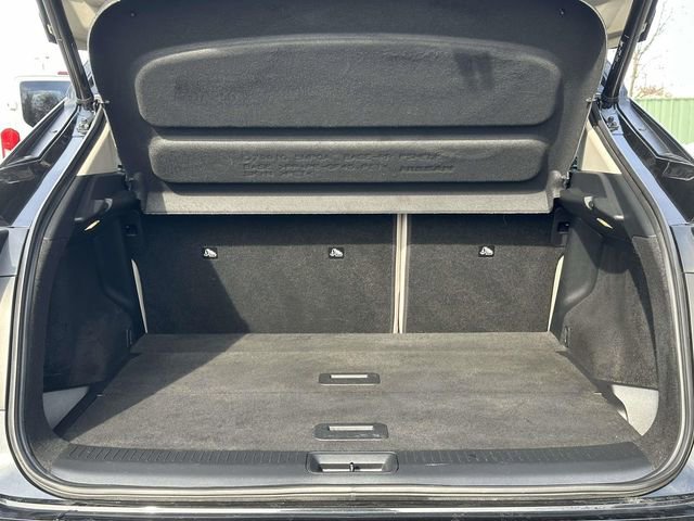 Used 2023 Nissan Ariya AWD image 11