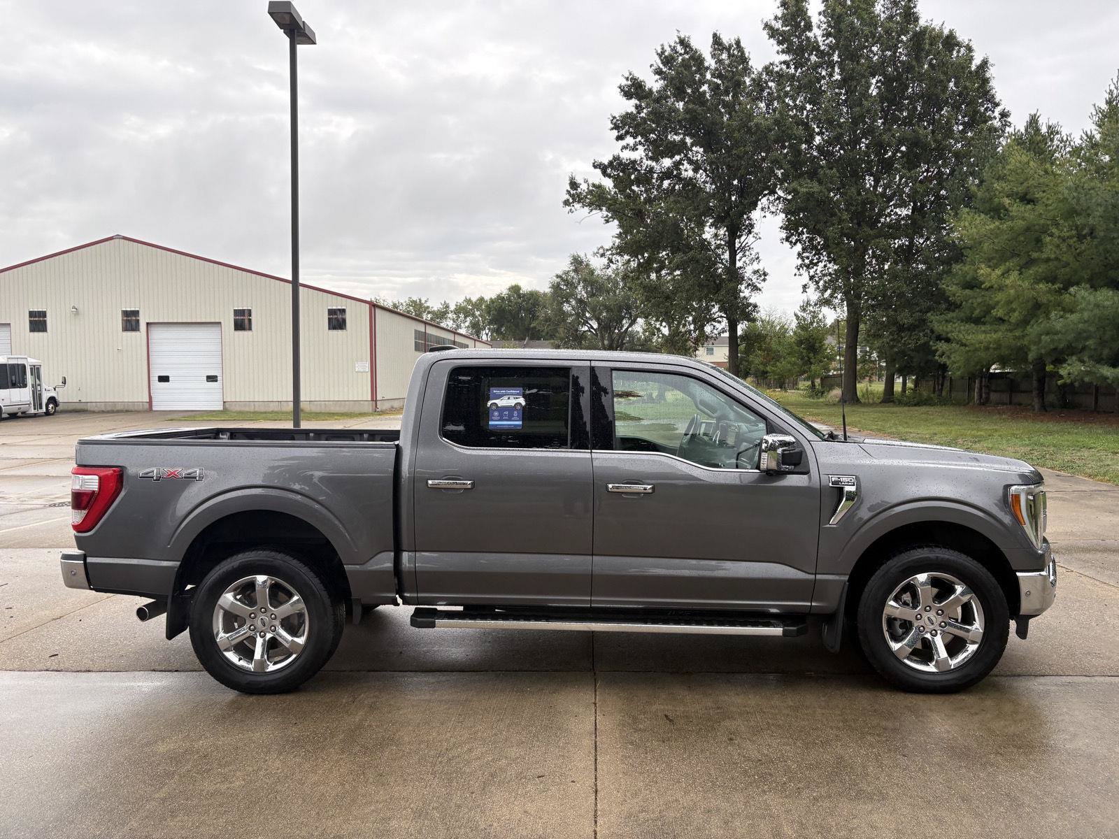 Used 2022 Ford F150 Lariat w/ Equipment Group 502A High AWD/4WD image 25