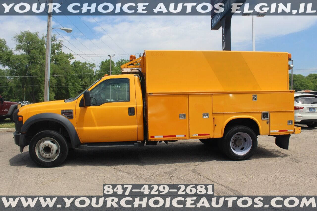 Used 2009 Ford F550 2WD Regular Cab Super Duty image 2