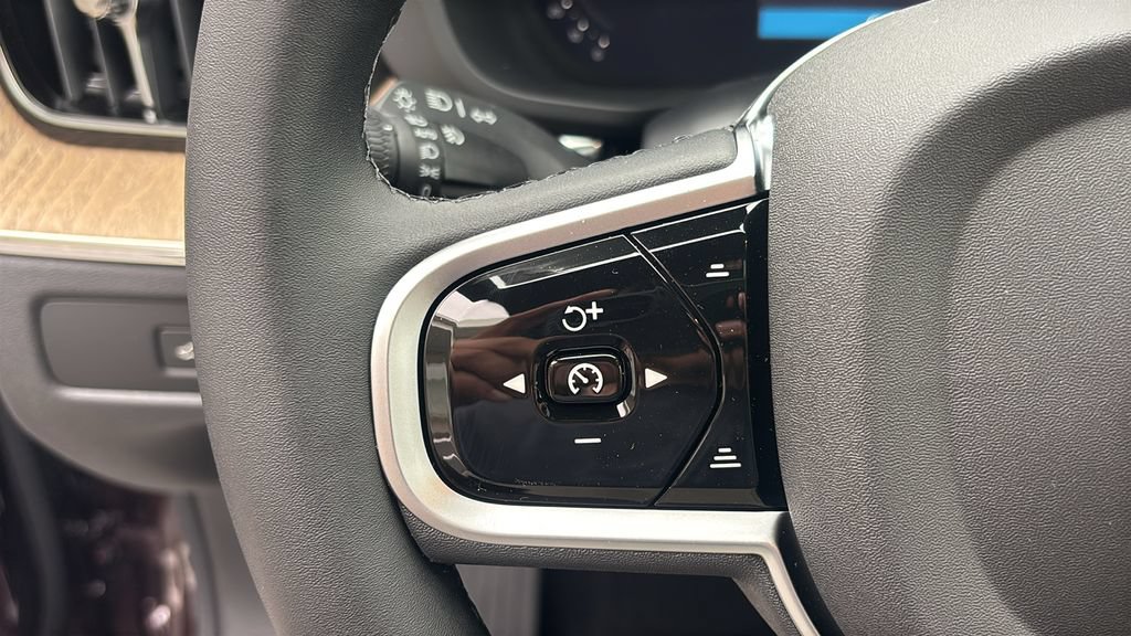 New 2026 Volvo XC60 B5 Plus w/ Climate Package AWD/4WD image 16
