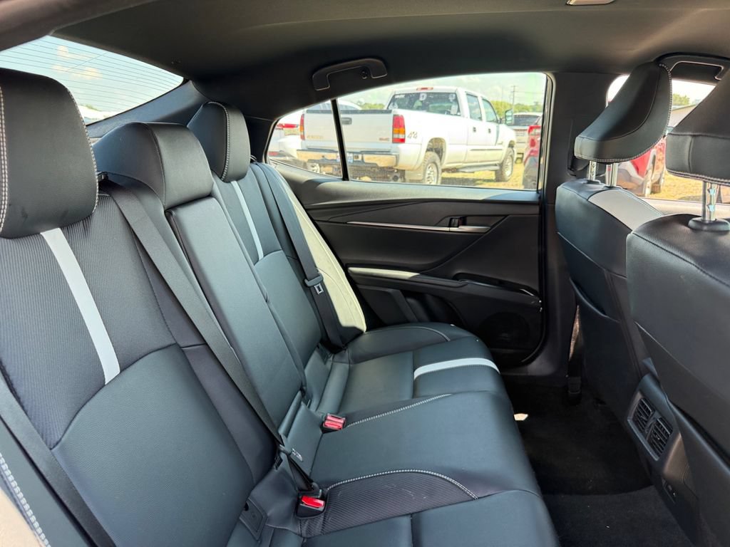 Used 2026 Toyota Camry SE FWD image 38