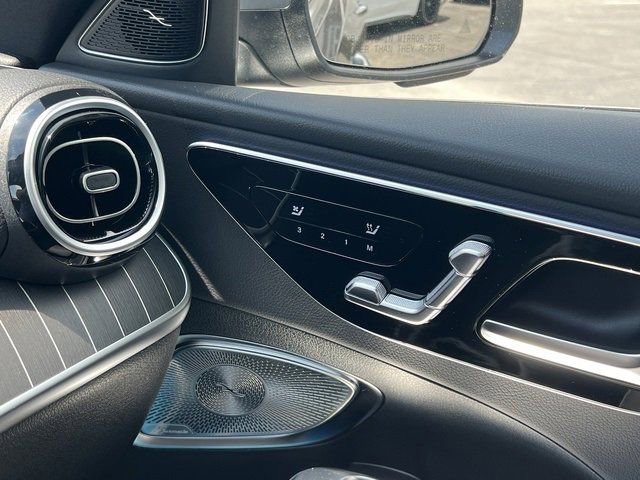 Used 2024 Mercedes-Benz C 300 Sedan image 31