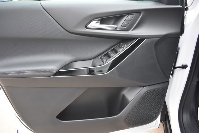 New 2026 Chevrolet Equinox LT image 12