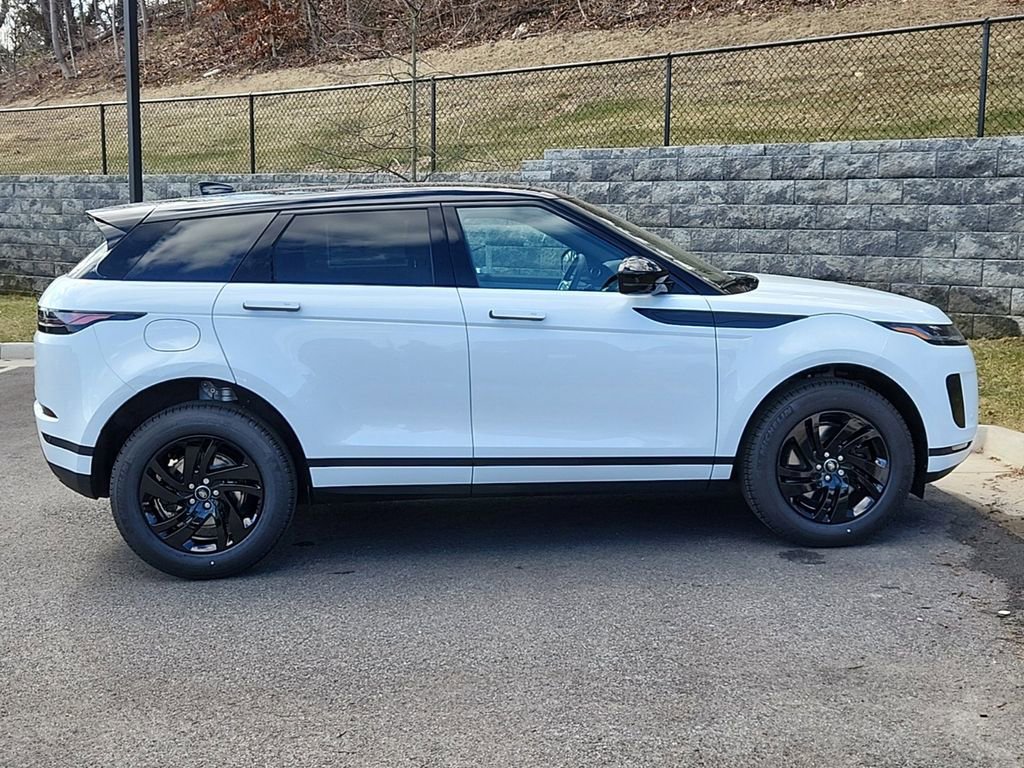 Certified 2026 Land Rover Range Rover Evoque S image 11