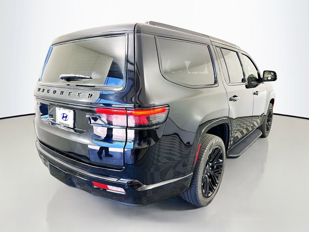 Used 2024 Jeep Wagoneer Series II AWD/4WD image 5