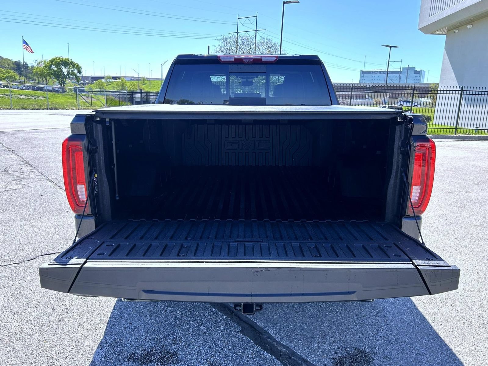 Used 2024 GMC Sierra 1500 Denali Ultimate AWD/4WD image 21