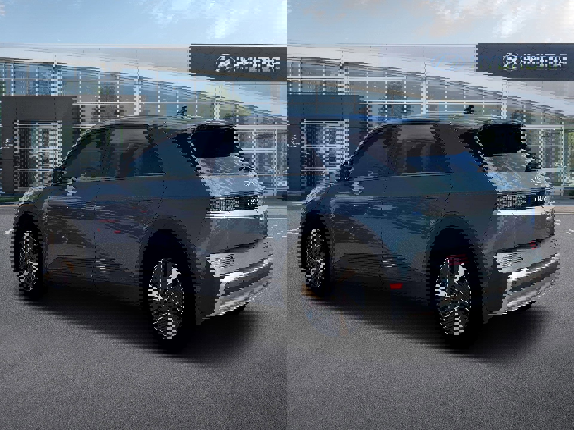 New 2026 Hyundai Ioniq 5 SEL image 4