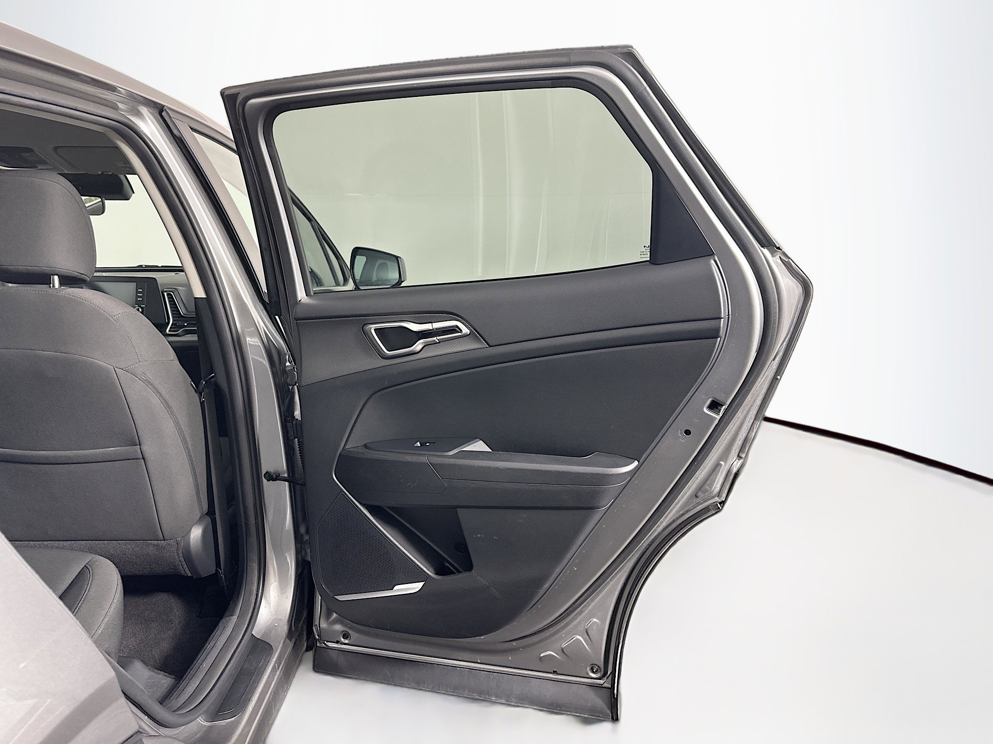 Used 2024 Kia Sportage LX image 28