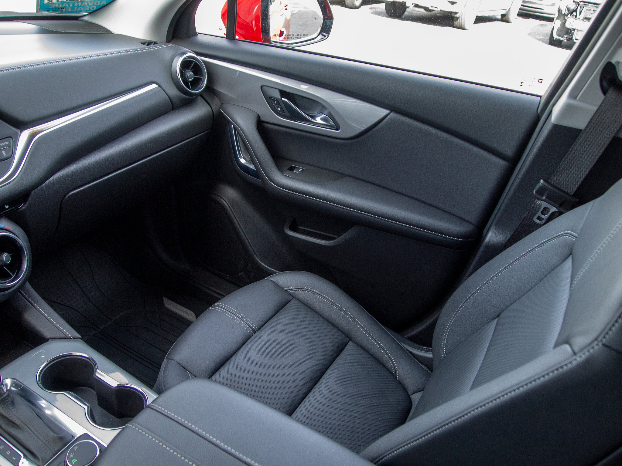 Used 2023 Chevrolet Blazer LT w/ LPO, Floor Liner Package FWD image 14