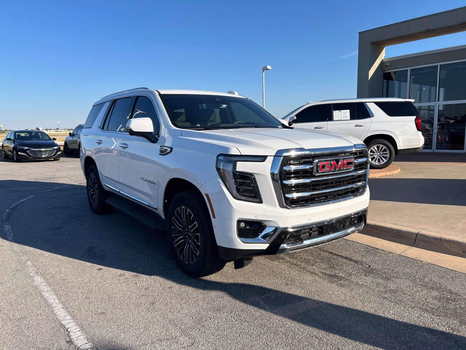 Used 2026 GMC Yukon Elevation w/ LPO, Floor Liner Package RWD image 3