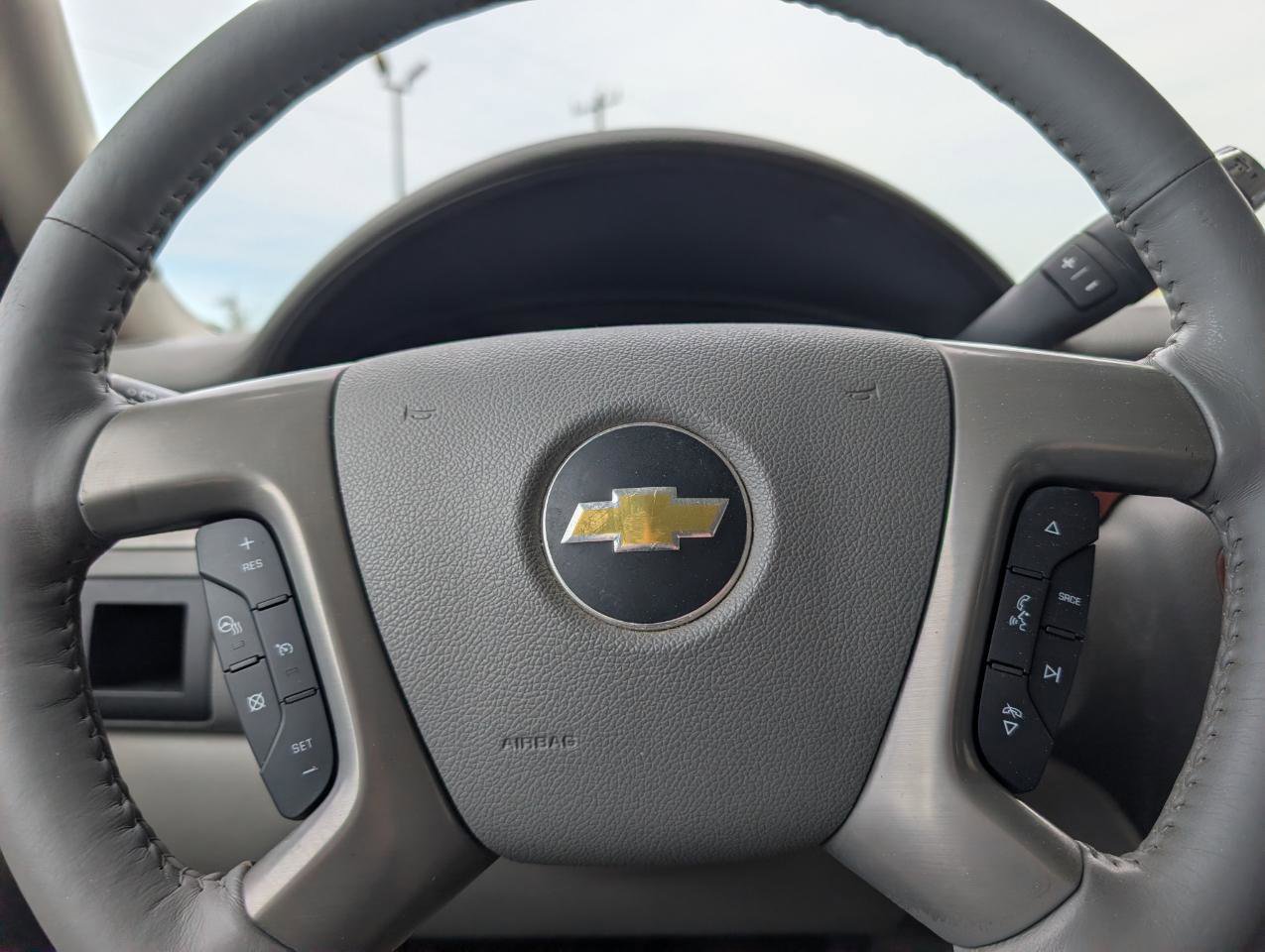Used 2013 Chevrolet Tahoe LTZ image 15