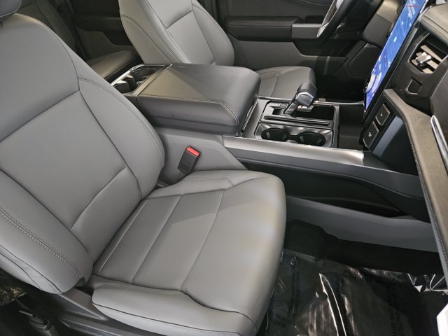 New 2025 Ford F150 Lightning Flash AWD/4WD image 16