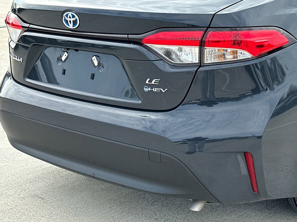 Used 2025 Toyota Corolla LE image 5