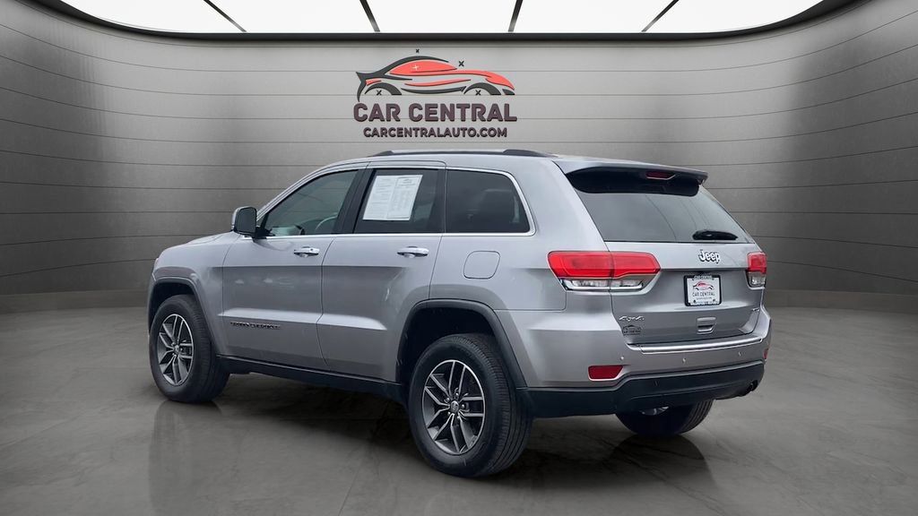 Used 2017 Jeep Grand Cherokee Limited AWD/4WD image 3