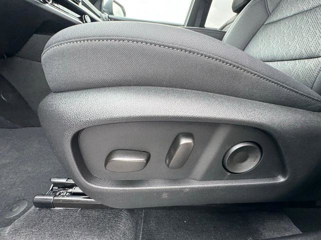 New 2026 Chevrolet Equinox LT w/ Convenience Package II AWD/4WD image 15