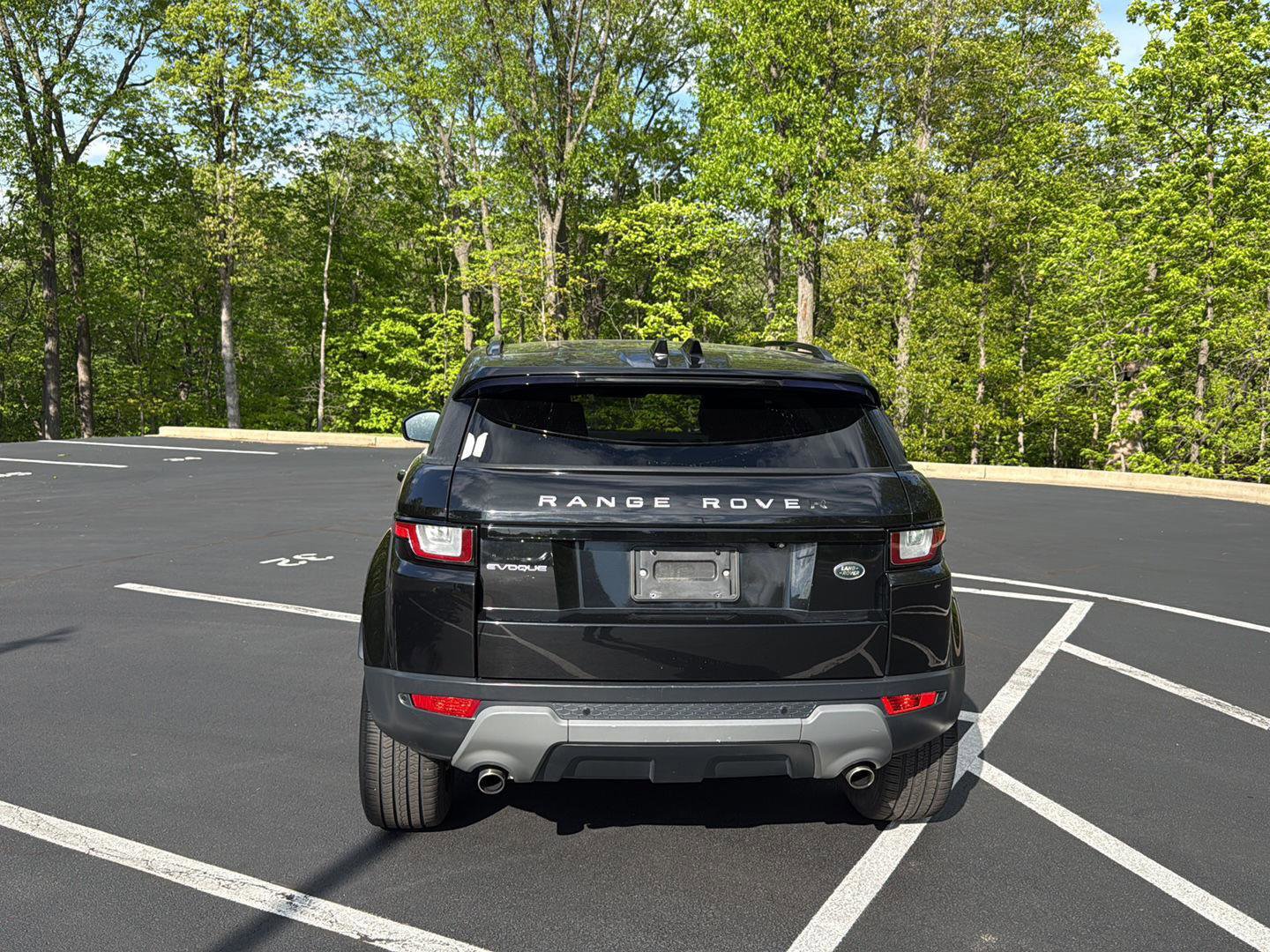 Used 2018 Land Rover Range Rover Evoque SE Premium AWD/4WD image 4