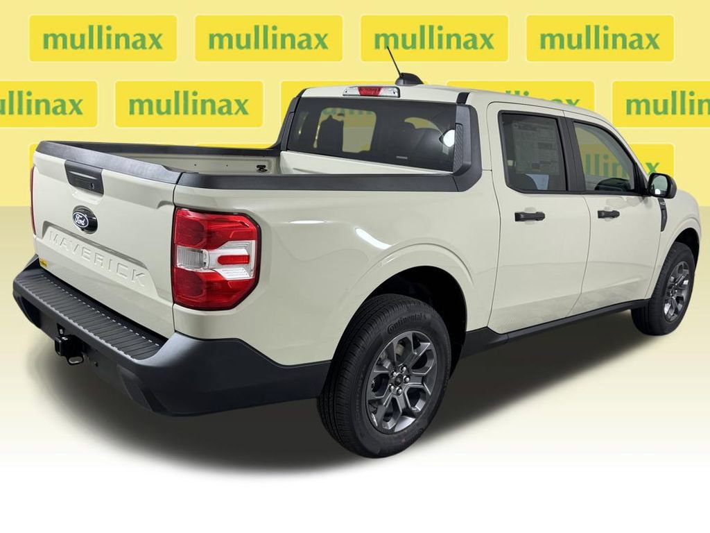 New 2025 Ford Maverick XLT w/ Equipment Group 302A image 21
