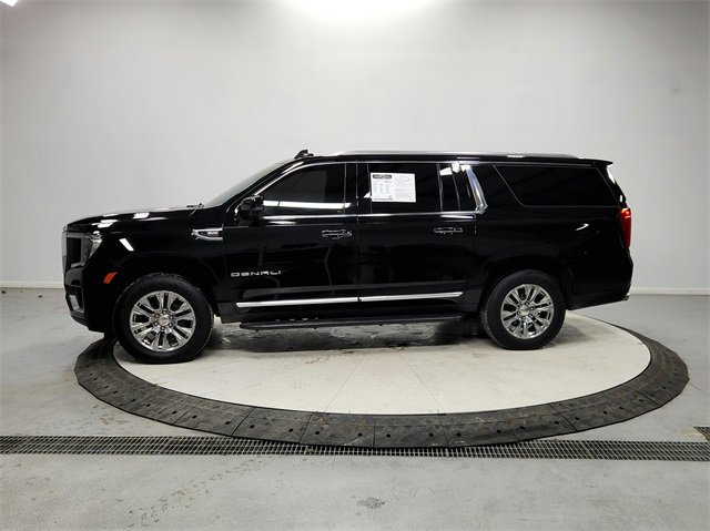 Used 2021 GMC Yukon XL Denali image 4