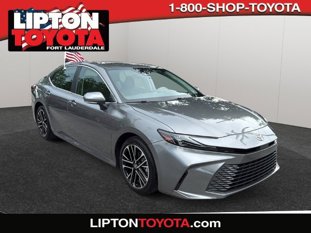 Used 2026 Toyota Camry XLE FWD image 1